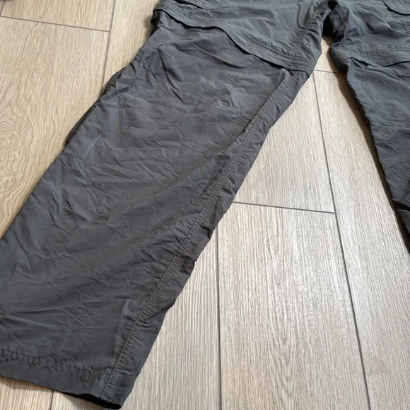 REI Coop Convertible Pants Light Weight Hiking Travel Women’s size 10 - Picture 4 of 10